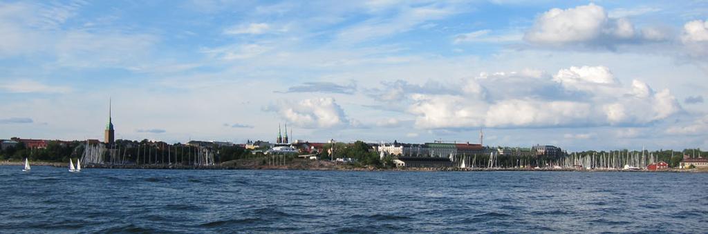 Suomenlinna, Kuninkaansaari, Santahamina sekä maaja merilinnoitusketjun kohteet kuuluvat myös luokiteltuihin kohteisiin.