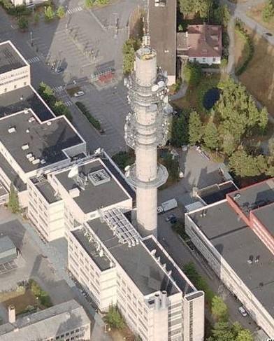 sen yhteyttä. Cityn välittömässä tuntumassa mutta riittävän erillään aroista alueista Mikkola näki paikkoja, joiden asemakaavallinen uudistaminen myös korkein rakennuksin olisi vielä mahdollista.