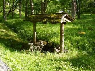 Kivikatteinen, sammaloitunut