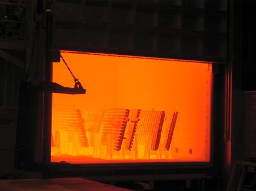Hydrometallurgisesti valmistetutkin metallit voidaan sulattaa ja valaa haluttuun muotoon - esim.