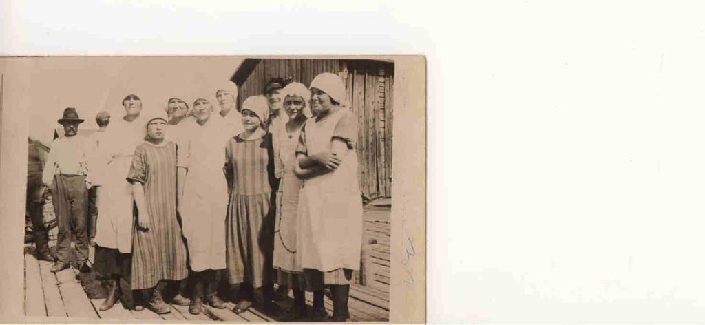 194 Silakkaa 1920 luvulla oli todella paljon OTK:n suolaamossa.