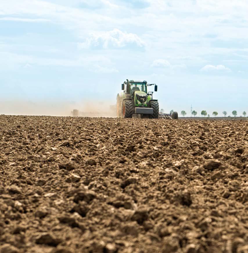 Tekee enemmän. Tekee työn paremmin. Fendt 900 Vario on ollut traktorimarkkinoiden johtaja suurtilojen ja urakoitsijoiden keskuudessa jo vuodesta 1995 lähtien.