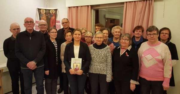 Pielaveden uusi kunnanjohtaja Vilma Kröger oli tiistaiseuran vieraana