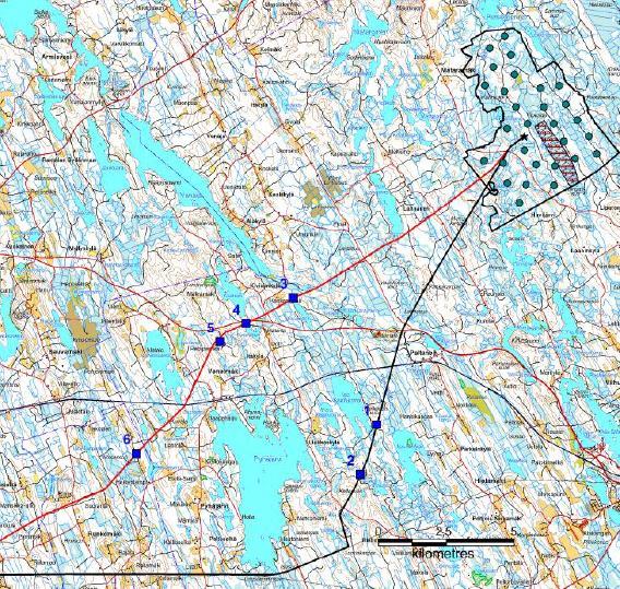 11 Kuva 8. Sähkönsiirtolinjauksilla sijaitsevat luontokohteet ja potentiaaliset luontokohteet. Kohde 1 Uudistuskypsää tuoreen kankaan kuusikkoa. Lahopuustona yksittäisiä tuulenkaatoja niukasti.