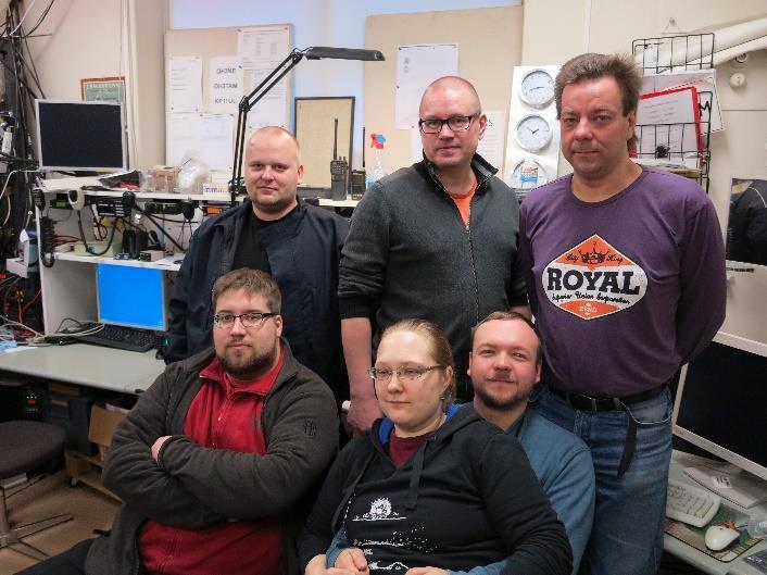 Uusi hallitus esittäytyy 1. Kerro lyhyesti itsestäsi ja radioamatööriurastasi 2. Kuinka kauan olet ollut hallituksessa? 3.