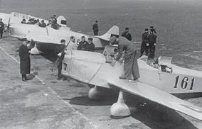 On merkittävä, että Supermarine Spitfire in ominaisuuksia oli pyritty salamaan ulkomaalaisilta ja Viro oli ensimmäinen valtio, jolle suostuttiin niitä myymään.