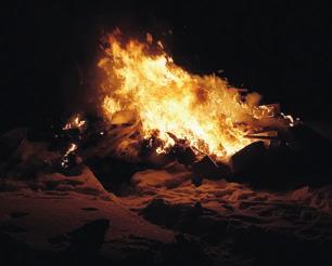 Uuden keittiön iloinen ilme. kenenkään kairan reiästä. Kukaan ei tiettävästi onkinut vaimonsa pakkiin. Varma tieto tästä selviää vasta yhdeksän kuukauden kuluttua.
