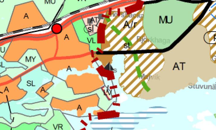 Ote Itä-Uudenmaan maakuntakaavasta (YM 15.2.2010). Storörenin niemen sijainti kartalla on osoitettu mustalla nuolella. Utdrag ur landskapsplan för östra Nyland (miljöministeriet 15.2.2010). En svart pil anger läget för Storörens udde.