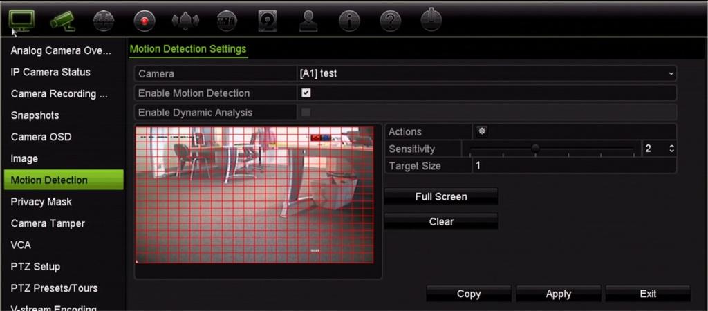 Punaisen ruudukon sisään jäävät alueet ovat alttiita liiketunnistukselle. 2. Valitse kamera, jonka tulee tunnistaa liike. Jokainen kamera täytyy määrittää erikseen. 3.