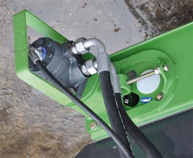 Erikoisvarustus Pos: 36.18 /BA/Sonderausstatung/EasyCut / AM Mähwerke/Querförderer/Einstellung Transportband QFB EC B 1000 @ 210\mod_1389087261593_71.docx @ 1729240 @ 3222 @ 1 16.