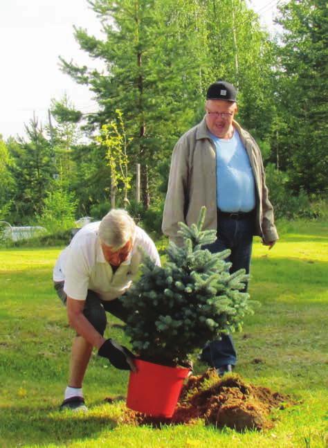 Kiitokset ja kumarrukset aikaansaaville talkoolaisille hienosti järjestetystä tapahtumasta. Saunomisen aika koitti illansuussa ja sitten olikin jo aika suunnistaa kohti Onnelaa lavatans- seihin.