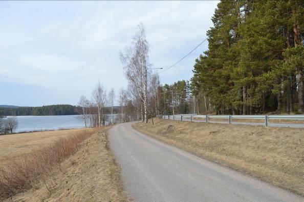 19 4.1 Avainsanat maisemallisten arvojen ja ominaispiirteiden huomioimisessa maankäytönsuunnittelussa 4.1.1 Kallioperä-, maaperä, topografia ja jääkauden jäljet - Jämsänjokilaakson ja muiden