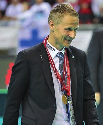 Päävalmentaja: Jan-Erik Vaara. Valmentaja: Ulf Hallstensson.
