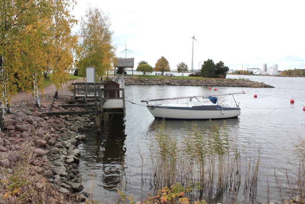 Tervasaaren laitureiden ja tuloväylän sijainnit (ote peruskartasta,