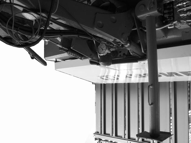 Pos: 16.7 /Überschriften/Überschriften 2/A-E/Anbau an den Traktor @ 0\mod_1199717845194_71.docx @ 34038 @ 2 @ 1 Pos: 16.