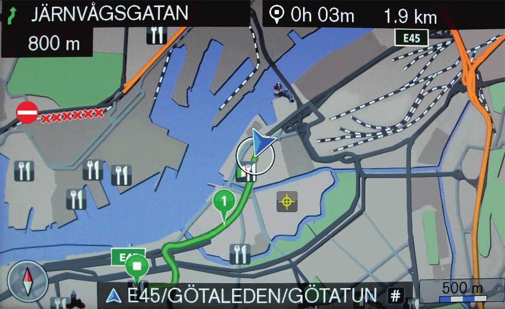 Teksti ja symbolit näytössä Tapahtuma seuraavan opastuskohdan yhteydessä Etäisyys seuraavaan opastuskohtaan Seuraavan tien/kadun nimi Palvelu / mielenkiintoinen kohde (POI) Suunniteltu reitin