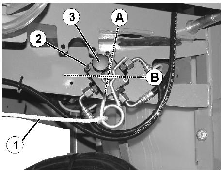 Peruskoneen rakenne ja toiminta 5.6 Hydraulinen käyttöjarrujärjestelmä Traktorissa on oltava hydraulinen jarrulaite hydraulisen käyttöjarrujärjestelmän ohjaamiseksi. 5.6.1 Hydraulisen jarrujärjestelmän kytkeminen Kytke hydrauliliittimet paikoilleen vain silloin, kun ne ovat puhtaita.