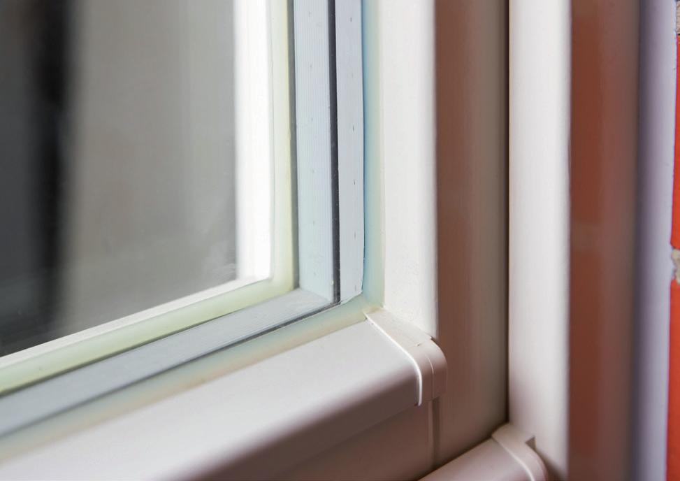 Energiatehokkaat ratkaisut ikkuna-asennukseen 7 Glazing Silicone lasitustöihin Saumausmassan täydellinen säänkestävyys