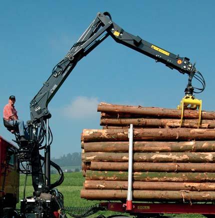 Hiab Loglift Z FZ80 FZT9 76,078 Jämerä Hiab Loglift Z nostaa voimanivelen ansiosta raskaat ja pitkät puut siinä missä kokoluokkaa suuremmat nosturit.