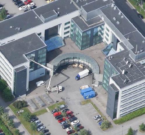 Useita toimisto- tai liiketiloja sisältävälle rakennukselle tulisi laatia mainonnan yleissuunnitelma, joko