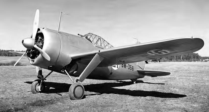 (Ilmav/IVM) Brewster 239 BW-356 of LLv.24 at Malmi on May 29, 1940. The Brewster had not yet been camouflaged. (Ilmav/IVM) LLv.