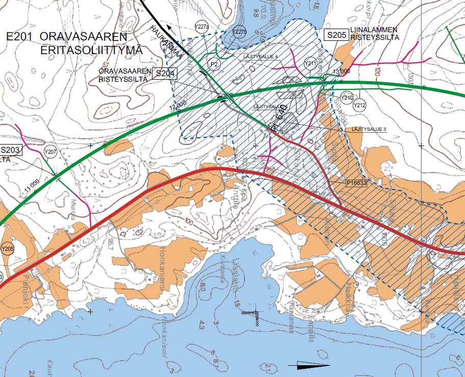 9 (49) 2 Kohdetta koskevat tiedot 2.1 Siltahanke ja siltapaikka Oravasaaren risteyssillan suunnittelu oli osa suurta valtatien 4:n parantamishanketta välillä Viisarimäki Oravasaari.