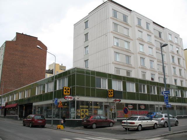 Kaavamuutosalueella sijaitsee arkkitehti Eero Saaren suunnittelema, vuonna 1970 valmistunut asuin- ja liikekerrostalo, jonka kerrosala on 3532 m².