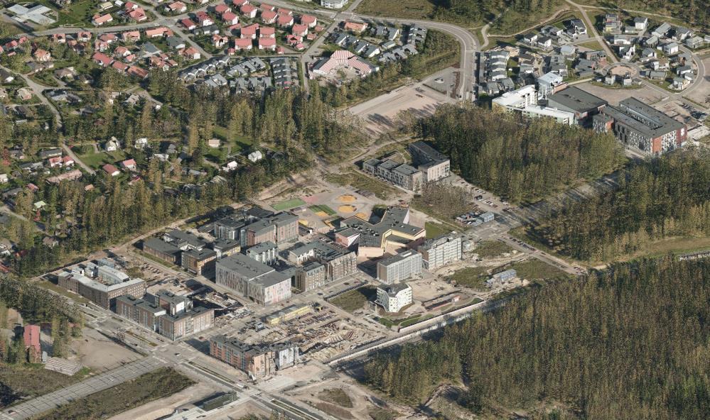 Vantaan kaupunkimalli tulokset 2016 1. Aloitettu 3D-rakennusten vakioluovutus suunnittelijoille ja rakentajille (http://gis.vantaa.fi/karttatilaus) 2.