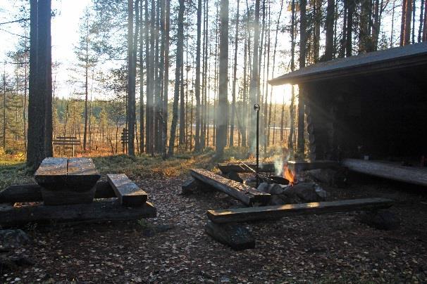 Talonpojan taival -viitta Autiojärven rantaan