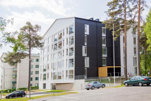 Joensuun Pihapetäjän puukerrostalo Penttilään Energialuokka B ja E-luku 100.