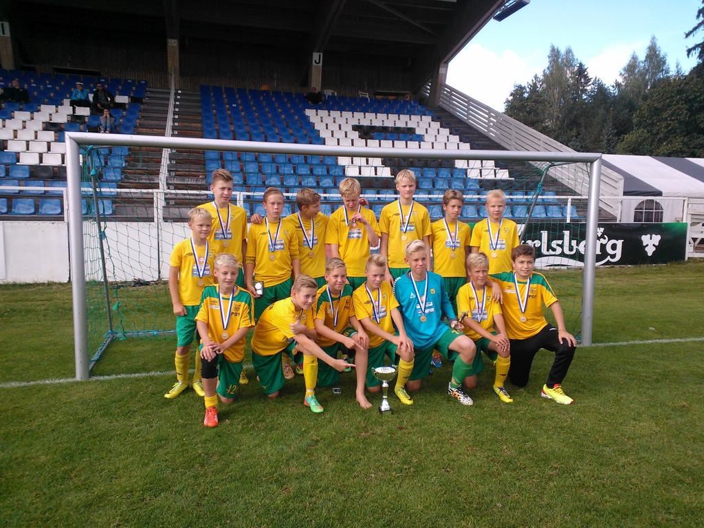 Ilves Valkeakoski Campus turnauksen valtias Ensimmäistä kertaa pelattu Valkeakoski Campus -turnaus päättyi Tampereen Ilveksen juhliin.