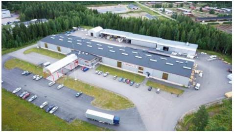 3 KUVA 2. Orivillen tehdas. (Kera Group 2015 b.) Keraplast Oy vaihtoi vuonna 2012 nimensä Kera Group Oy:ksi, koska heidän toimintansa on laajentunut.