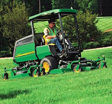 John Deere ruohonleikkurit ammattikäyttöön Kaiken kokoisille nurmikoille löytyy sopiva John Deere. Mallivalikoima on laaja. Jokainen näistä koneista on suunniteltu kokopäiväiseen ammattikäyttöön.