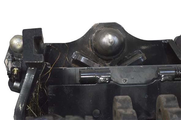 docx @ 1482022 @ 2 @ 1 Pos: 81 /BA/Erstinbetriebnahme/Ladewagen/Zwangslenkung/Kugelkopfkupplung bei Zwangslenkung Tandemaggregat Bild @ 262\mod_1399897518382_71.