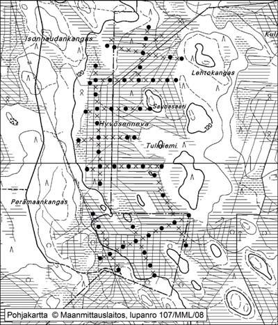 Tapio Toivonen ja Teuvo Herranen PYHÄNNÄLLÄ TUTKITUT SUOT 1. Hyvösenneva Hyvösenneva (kl. 3413 03, x = 7120,2, y = 3467,1) sijaitsee Pyhännän Alipään kylällä n. 15 km keskustasta pohjoiseen.