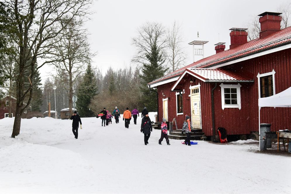 ja aikuis AS 10:30-13.
