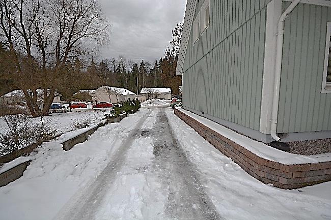 silloin tällöin sateiden aikana tarkkailla,