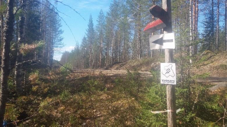 Toukokuun lopussa 2017 se oli kaksi nuljuvaa lankkua polvisyvyisessä virtaavassa vedessä, jota kaikki seurueen jäsenet eivät