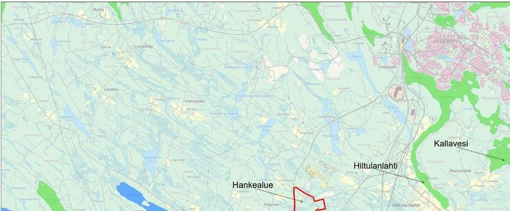 Koiraveden Hiltulanlahti on hankealuetta lähin Kallaveden osa. Kallavesi kuuluu suurten humusjärvien tyyppiin. Lähimpien pintavesien sijainti on esitetty edellisessä kuvassa (Kuva 45) sinisellä.