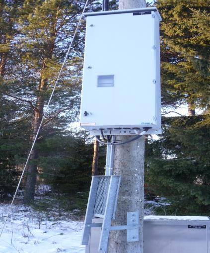 11 ja nopeus vähintään 80 km/h. Energiaa vaimentavia pylväitä suositellaan teille, joissa pylväiden takana on vilkasliikenteinen pyörätie tai kapean sivuojan takana puustoa.