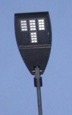 14 LED-valoilla on useita valon värejä. Lämmin valkea, 3000 4000 K ja kylmä valkea, 5000 6700 K (kuva 7) ja värintoisto-ominaisuus hyvä, Ra 70 90.