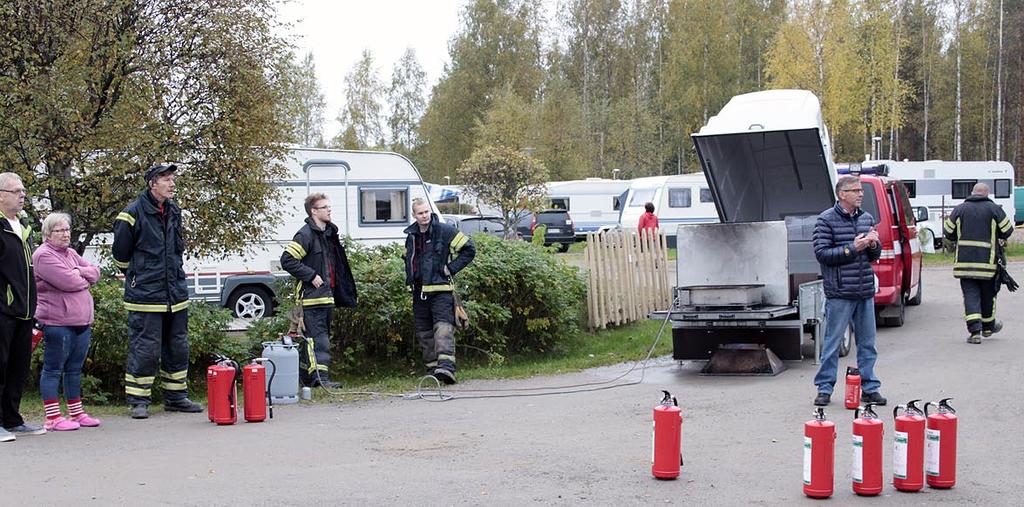 Tulokset: KRAVATIN HEITTO LAPSET: 1. Sonja Aaltonen 2. Eetu Ruosteinen 3. Jere Toivonen KRAVATIN HEITTO AIKUISET: 1. Tuomo Pieskä 2.