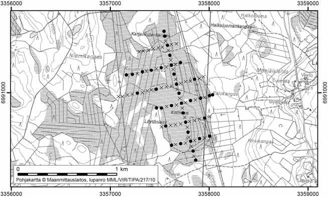 Soinissa tutkitut suot ja niiden turvevarat Osa 1 46. Karjakujanneva Karjakujanneva (kl. 2331 01, x = 6991,1, y = 3357,6) sijaitsee noin 16 km Soinin keskustasta pohjoiseen.