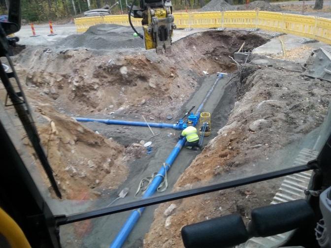 , Einonkatu KP 733 Vesihuolto yhteensä 90820 Tonttijohtojen rakentaminen yhteensä saneeraus uudisrakennus katu -466 539,56 772 vesijohto -191 434,76-191 434,76 774 jätevesi -287 152,15-287 152,15-945