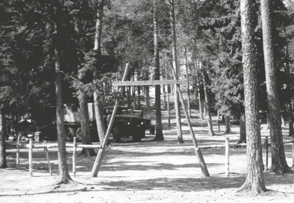 Muutama vuosi sitten Hyrylän HelItR:n evp-joukolle esittelivät Hattulan HELITR:n alikersantit tykkejä, nähtiin mm Sergei ja Sergei mod.