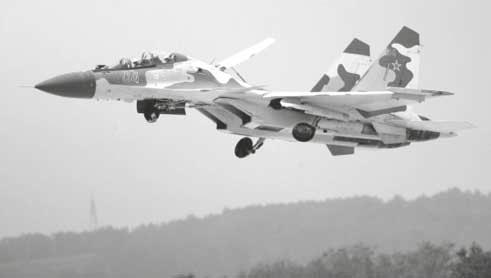 vuoden 2012 loppuun mennessä Venäjän ilmavoimat tulevat vastaanottamaan ensimmäiset kuusi Su-35 monitoimihävittäjää vuoden 2012 loppuun mennessä, kertoi Ilmavoimien tiedottaja eversti Vladimir Drik.