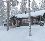 tuntumassa. LÄHIMPÄÄN HOTELLIIN Ylläskaltioon matkaa 500 m, kauppaan 500 m.