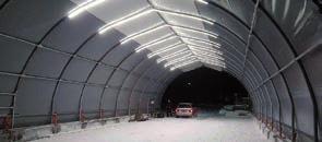 ELHO Arrow 3700 C Hinattava kahden puolen niittävä niittomurskain Sisältää isommat pyörät 480/45-17 Ainutlaatuinen Elho Hydrobalance