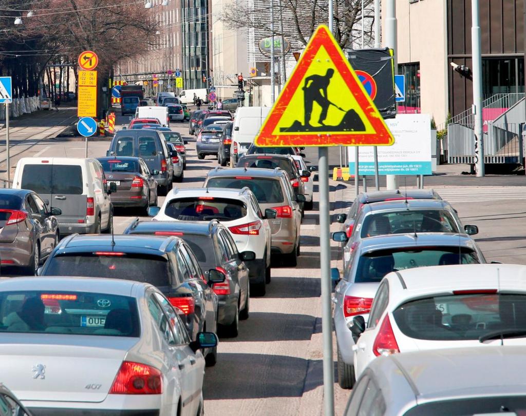SIVU 7 LUKIJAN KUVA Lukijan kuva euroa Uusi suojatie rakenteille Helsinkiin Mannerheimintien ylitse aletaan kesäkuussa