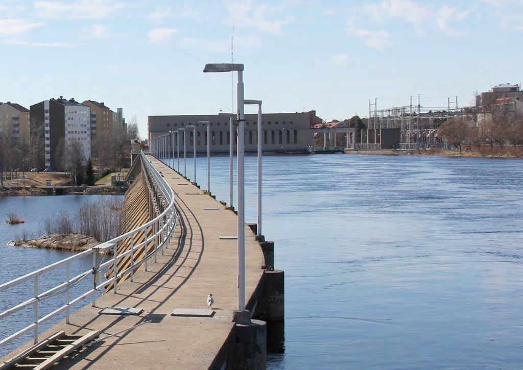 9. Näkymä Oulun Merikosken voimalaitoksen yläpuolelta.